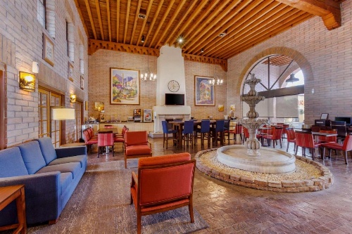 Comfort Suites At Sabino Canyon image 23