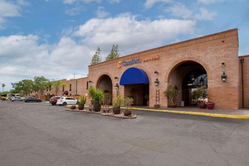 Comfort Suites At Sabino Canyon image 30